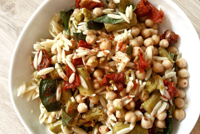 Illustration de Salade d’orzo à la provençal