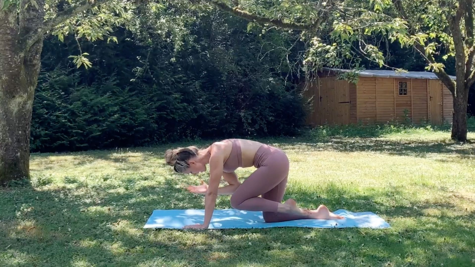 Vignette vidéo 🇬🇧 Day 7-CHEEKY LIFT // California Barre