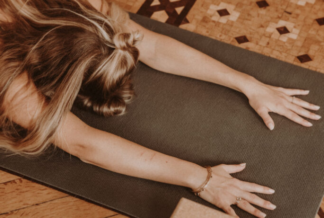 Illustration de Prendre soin de son tapis de yoga ?